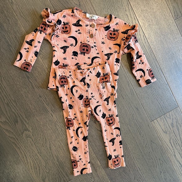Jessica Simpson ribbed Halloween set - Picture 1 of 1